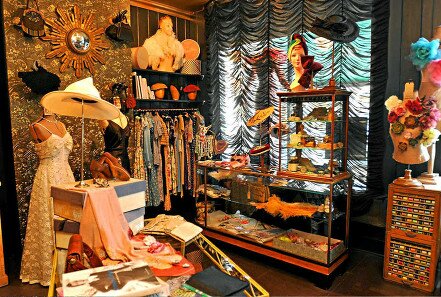 51f8d9769eade-berties.l.l